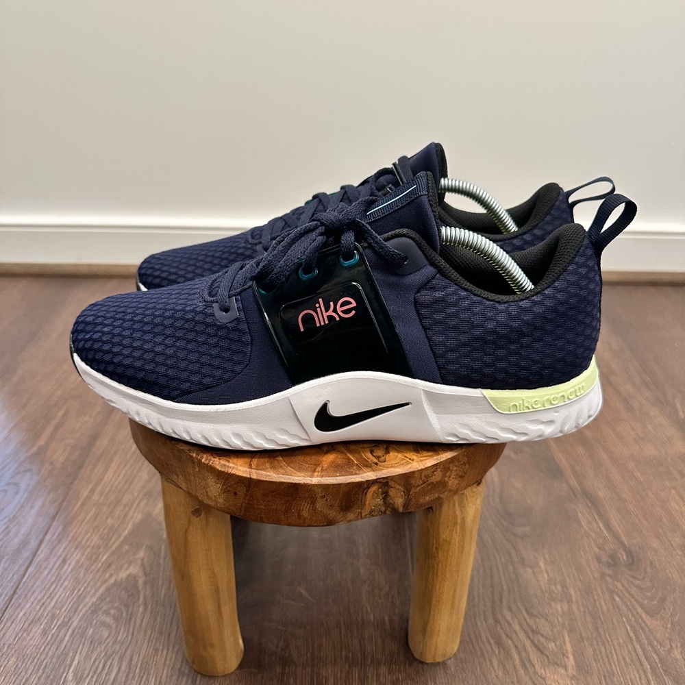 Nike Women's Renew in-Season TR 10 Training Shoes, Blackened Blue/Black, Size 12